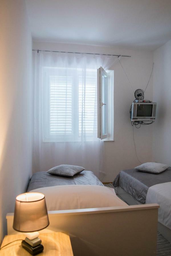 Apartment Kata Sibenik Exterior photo